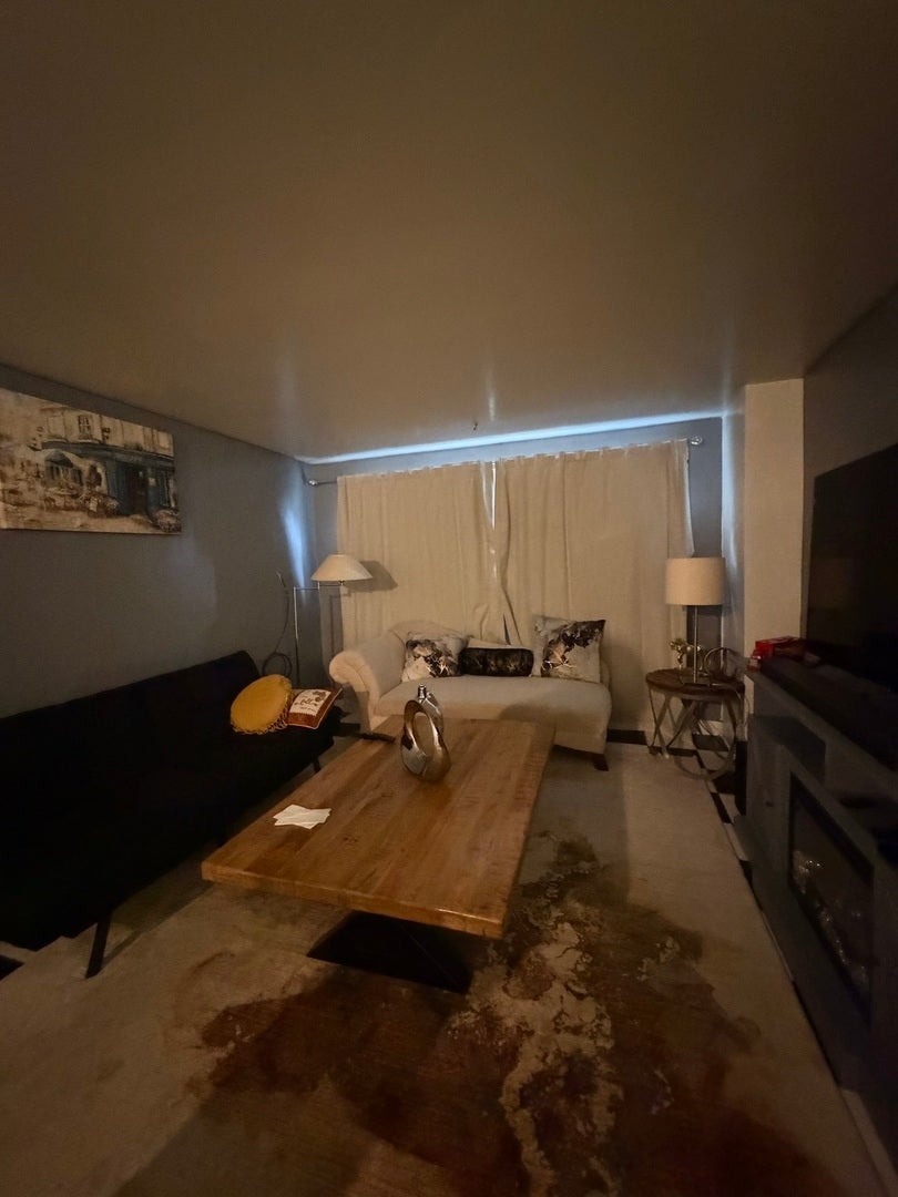 2730 S 60th Court