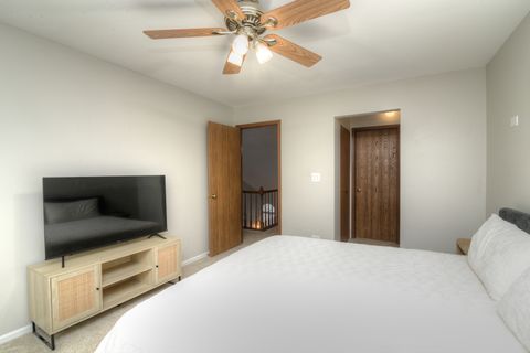 Tiny photo for 461 Canterbury Drive #461, Carol Stream, IL 60188 (MLS # 12585619)