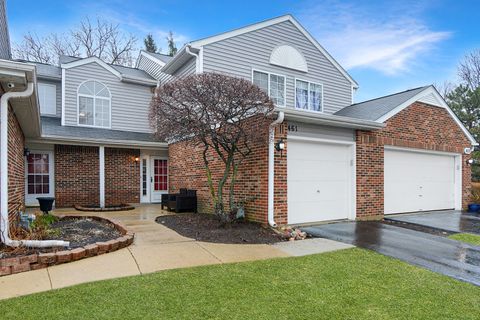 Tiny photo for 461 Canterbury Drive #461, Carol Stream, IL 60188 (MLS # 12585619)