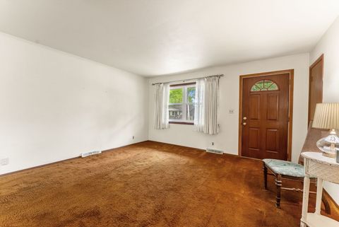 Tiny photo for 5110 Warren Street, Davenport, IA 52806 (MLS # 12635061)