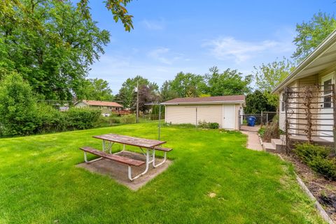 Tiny photo for 5110 Warren Street, Davenport, IA 52806 (MLS # 12635061)