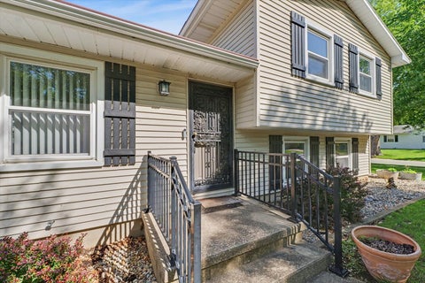 Tiny photo for 2502 Southwood Drive, Champaign, IL 61821 (MLS # 12636877)