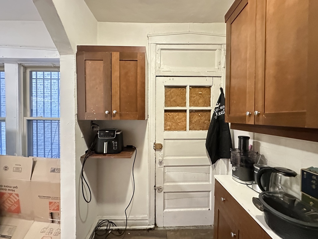 2929 W MCLEAN Avenue 1