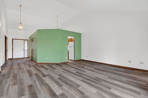 Tiny photo for 3431 Lake Side Circle, Joliet, IL 60431 (MLS # 12623748)