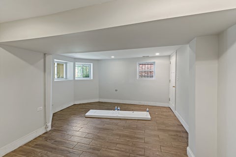 Tiny photo for 6640 S CHAMPLAIN Avenue, Chicago, IL 60637 (MLS # 12757392)