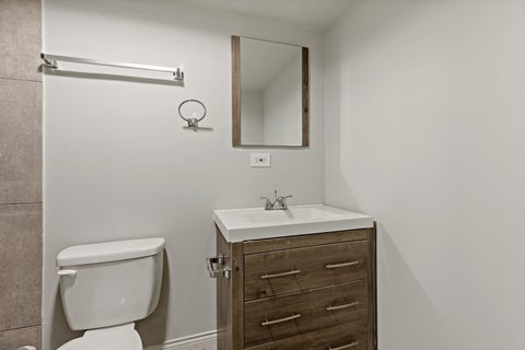 Tiny photo for 6640 S CHAMPLAIN Avenue, Chicago, IL 60637 (MLS # 12757392)