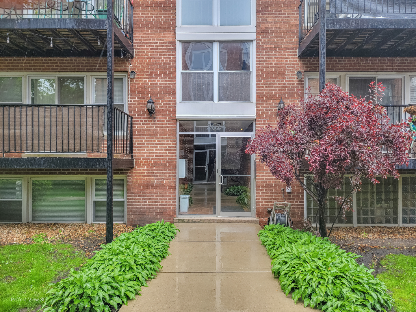 2624 W CATALPA Avenue 14