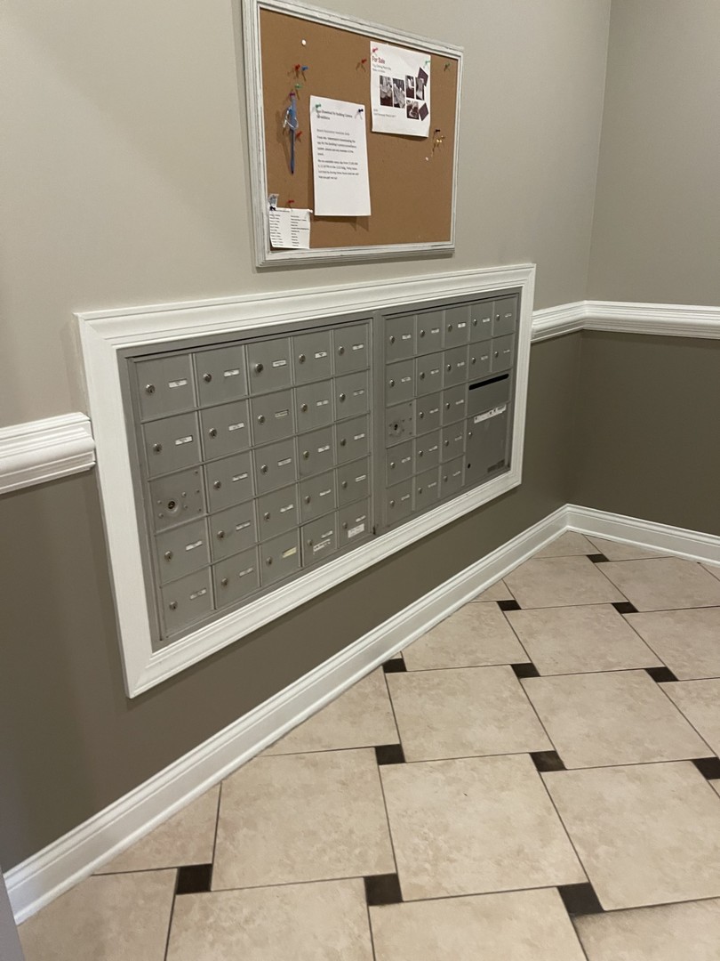 1210 N Foxdale Drive 109