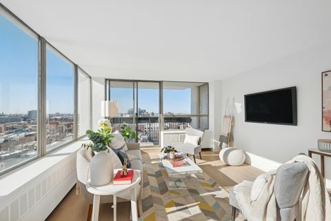 Tiny photo for Chicago, IL 60610 (MLS # 12473155)