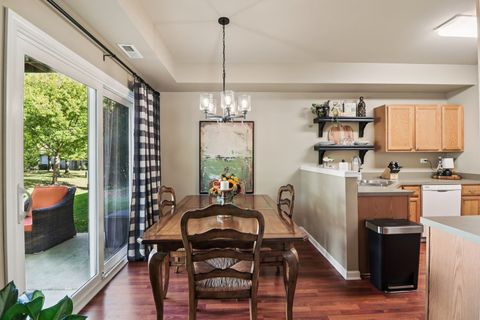 Tiny photo for 545 Metropolitan Street, Aurora, IL 60502 (MLS # 12511728)