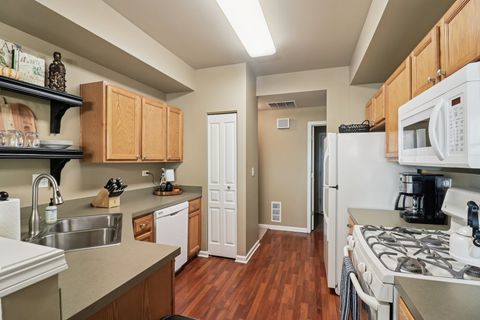 Tiny photo for 545 Metropolitan Street, Aurora, IL 60502 (MLS # 12511728)