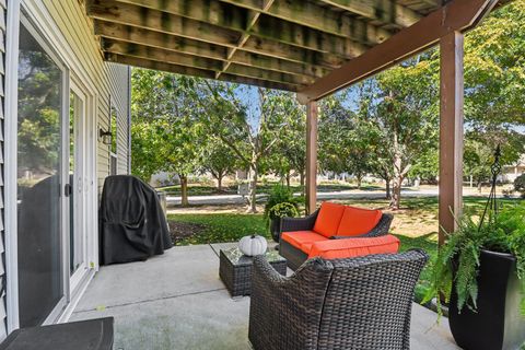 Tiny photo for 545 Metropolitan Street, Aurora, IL 60502 (MLS # 12511728)