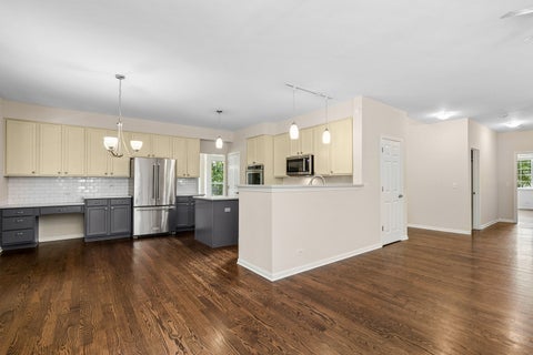 Tiny photo for 1428 Somerset Court, Mundelein, IL 60060 (MLS # 12714838)