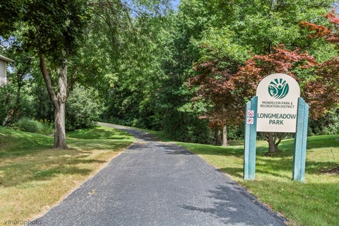 Tiny photo for 1428 Somerset Court, Mundelein, IL 60060 (MLS # 12714838)