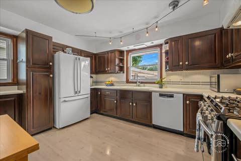 Tiny photo for 129 S Hudson Street, Westmont, IL 60559 (MLS # 12651200)