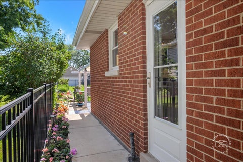 Tiny photo for 129 S Hudson Street, Westmont, IL 60559 (MLS # 12651200)