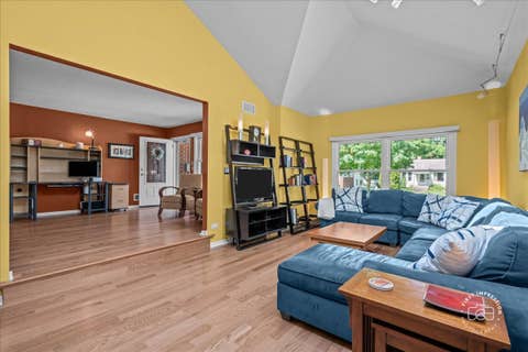 Tiny photo for 129 S Hudson Street, Westmont, IL 60559 (MLS # 12651200)