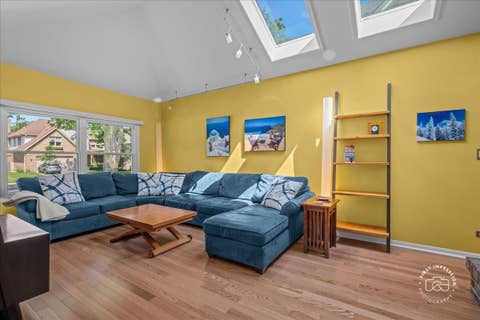 Tiny photo for 129 S Hudson Street, Westmont, IL 60559 (MLS # 12651200)