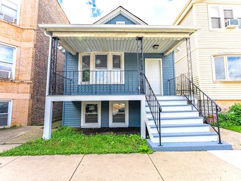 Tiny photo for 2733 W 38th Street, Chicago, IL 60632 (MLS # 12528232)