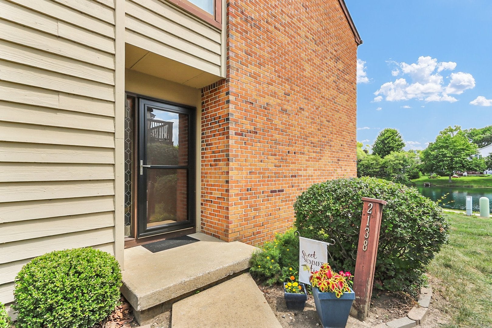 2138 Harbortown Circle 2138
