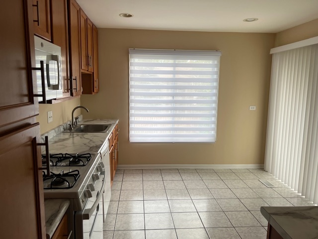 107 HORATIO Boulevard