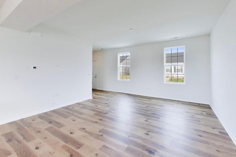 Tiny photo for 1011 Celebration Drive, Aurora, IL 60504 (MLS # 12610917)