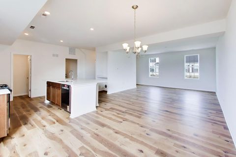 Tiny photo for 1011 Celebration Drive, Aurora, IL 60504 (MLS # 12610917)