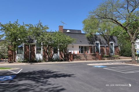 Tiny photo for 175 Lake Boulevard #318, Buffalo Grove, IL 60089 (MLS # 12629575)