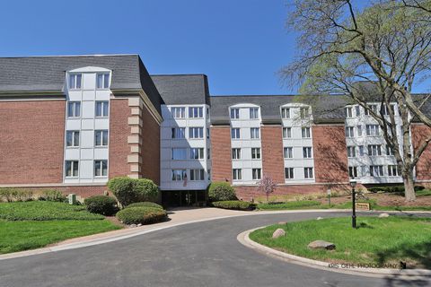 Photo of 175 Lake Boulevard #318, Buffalo Grove, IL 60089 (MLS # 12629575)