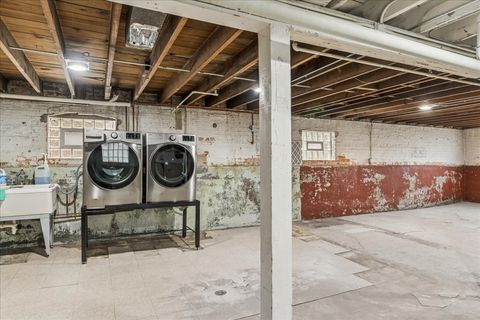 Tiny photo for 2817 Wenonah Avenue, Berwyn, IL 60402 (MLS # 12587677)