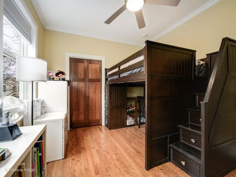 Tiny photo for 1038 Hayes Avenue, Oak Park, IL 60302 (MLS # 12592999)