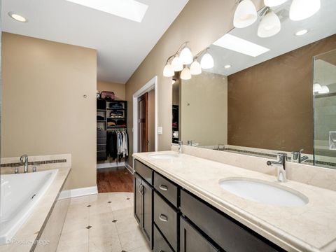 Tiny photo for 1038 Hayes Avenue, Oak Park, IL 60302 (MLS # 12592999)