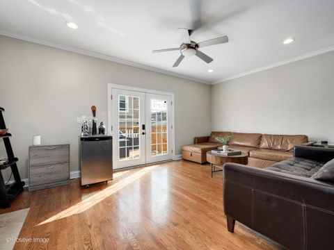 Tiny photo for 1038 Hayes Avenue, Oak Park, IL 60302 (MLS # 12592999)