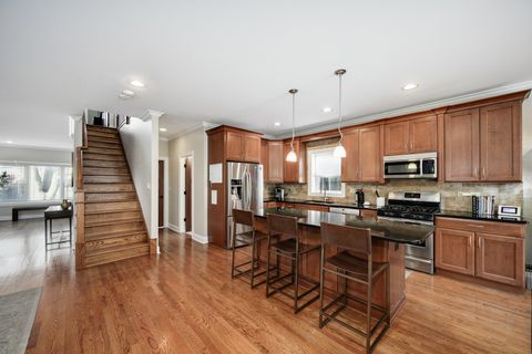 Tiny photo for 1038 Hayes Avenue, Oak Park, IL 60302 (MLS # 12592999)