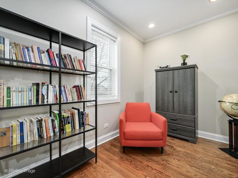 Tiny photo for 1038 Hayes Avenue, Oak Park, IL 60302 (MLS # 12592999)