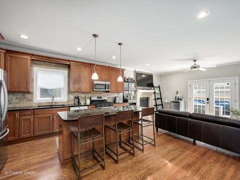 Tiny photo for 1038 Hayes Avenue, Oak Park, IL 60302 (MLS # 12592999)