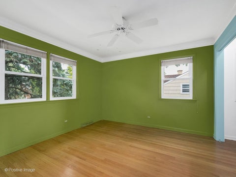 Tiny photo for 113 N Oak Street, Elmhurst, IL 60126 (MLS # 12784439)