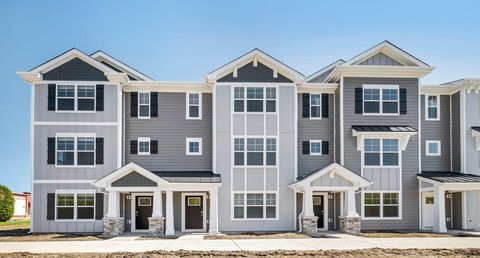 Townhouse in Mundelein IL 2237 Glacier Street 1.jpg