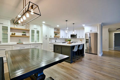 Tiny photo for 1 Oak Brook Club Drive #A309, Oak Brook, IL 60523 (MLS # 12716991)