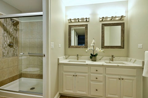 Tiny photo for 1 Oak Brook Club Drive #A309, Oak Brook, IL 60523 (MLS # 12716991)