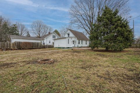 Tiny photo for 1213 S Madison Street, Bloomington, IL 61701 (MLS # 12538821)