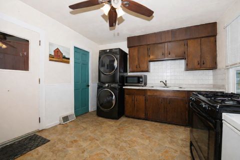 Tiny photo for 1213 S Madison Street, Bloomington, IL 61701 (MLS # 12538821)