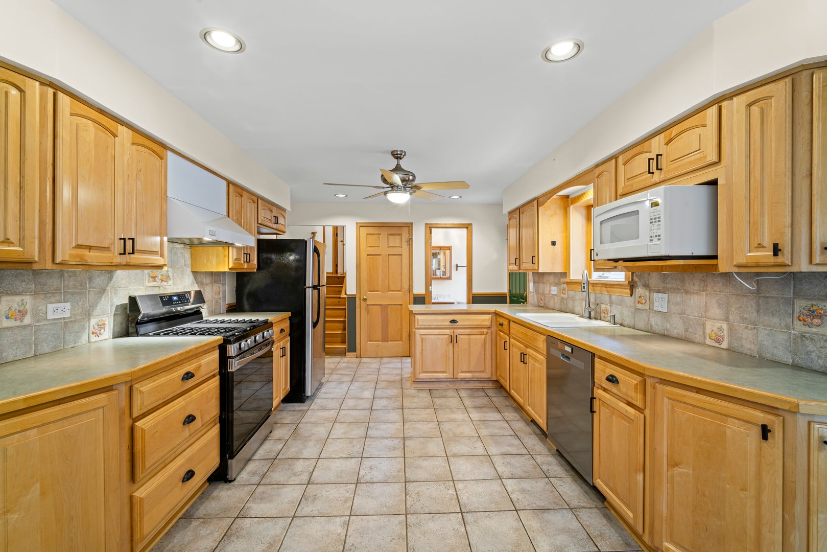 421 N Elm Street