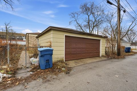Tiny photo for Calumet Park, IL 60827 (MLS # 12564173)