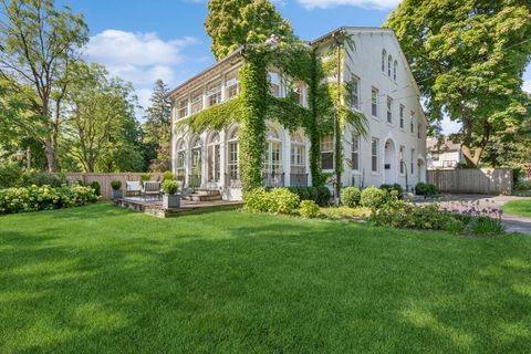 A home in Lake Forest