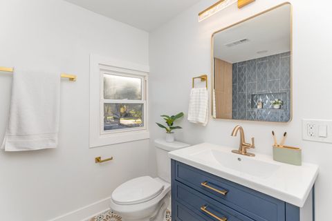 Tiny photo for 7040 W 114th Street, Worth, IL 60482 (MLS # 12505797)