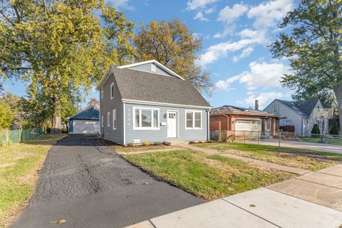 Photo of 7040 W 114th Street, Worth, IL 60482 (MLS # 12505797) Photo of 7040 W 114th Street, Worth, IL 60482 (MLS # 12505797)