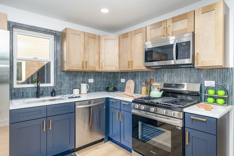 Tiny photo for 7040 W 114th Street, Worth, IL 60482 (MLS # 12505797)