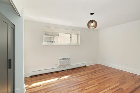 Tiny photo for 2730 Central Street #3A, Evanston, IL 60201 (MLS # 12448238)