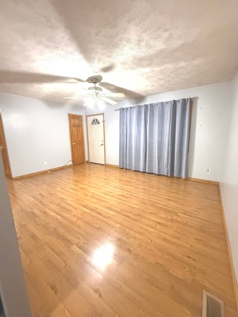 Tiny photo for 1305 Glenwood Road, Bloomington, IL 61704 (MLS # 12768221)